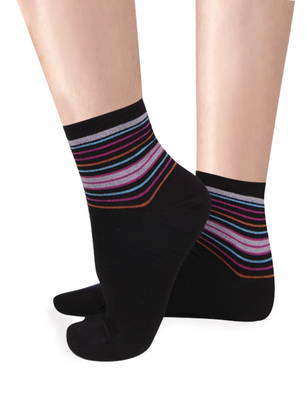 Maybenice Calcetines negros con volantes para mujer, calcetines de tobillo  con volantes, góticos, dulces, a rayas, calcetines de algodón, calcetines